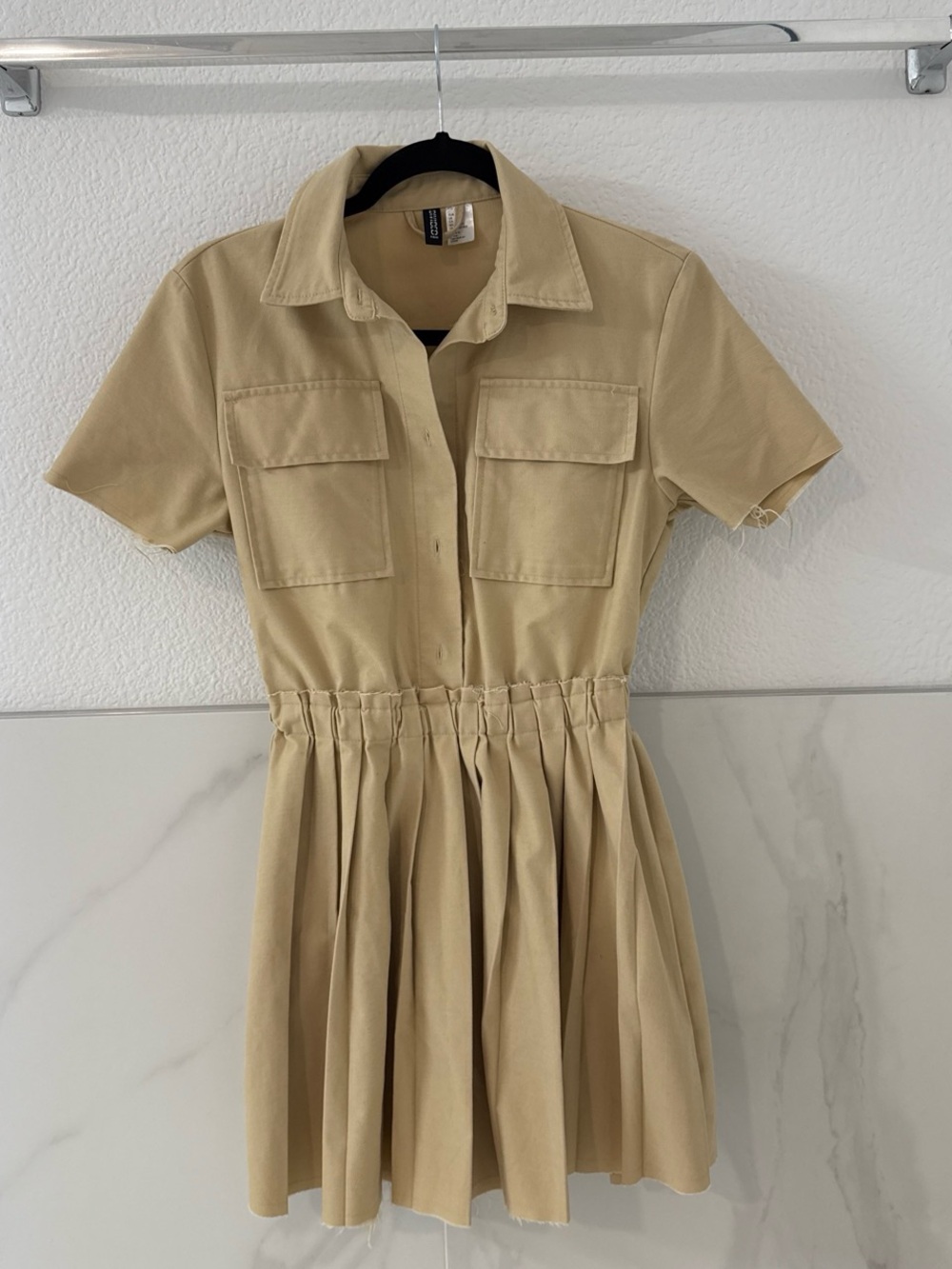 H&M Beige Short-Sleeve Utility Mini Dress